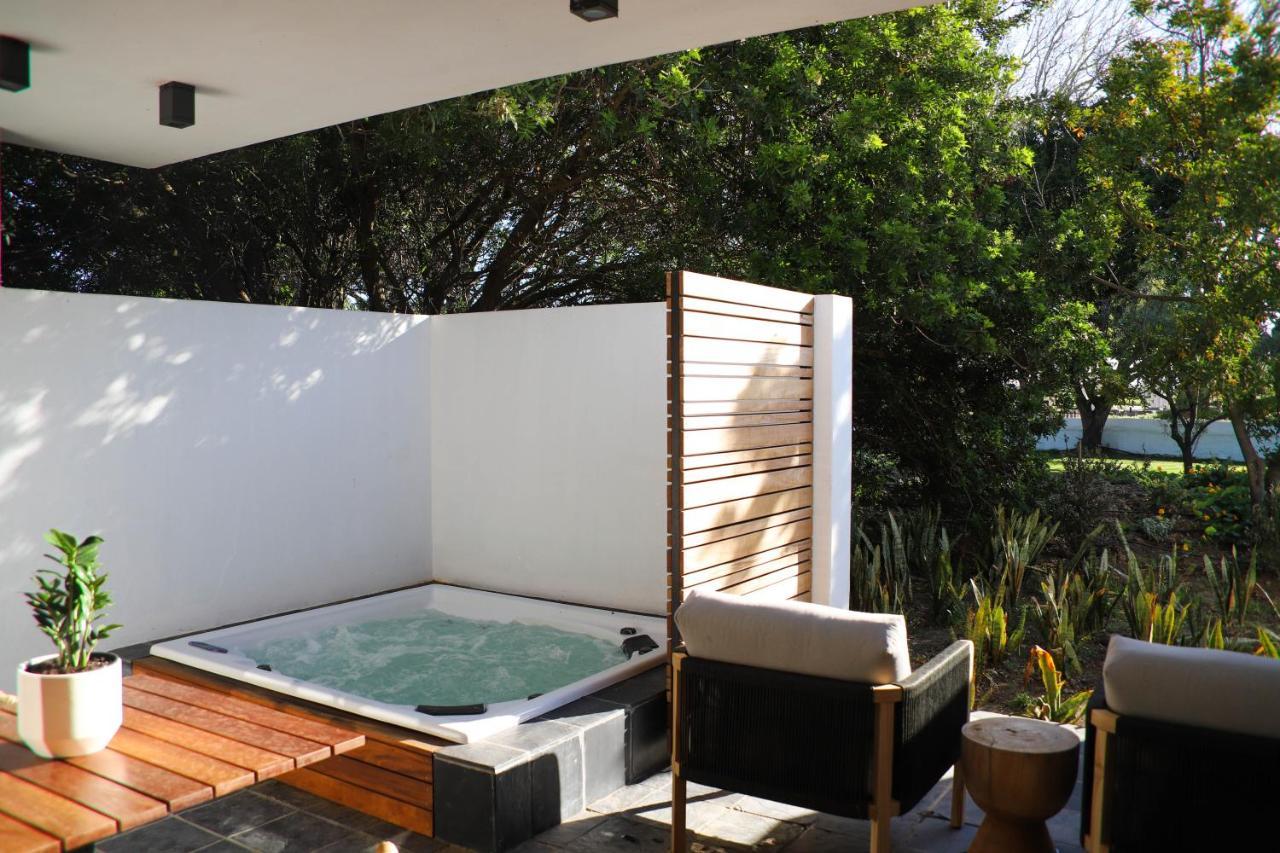 Vergenoegd Loew Boutique Hotel & Spa Cape Town Exterior photo